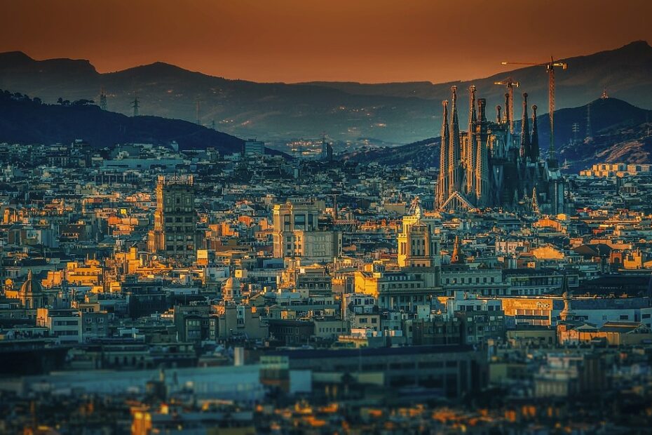 Quais são as principais universidades da Catalunha, na Espanha