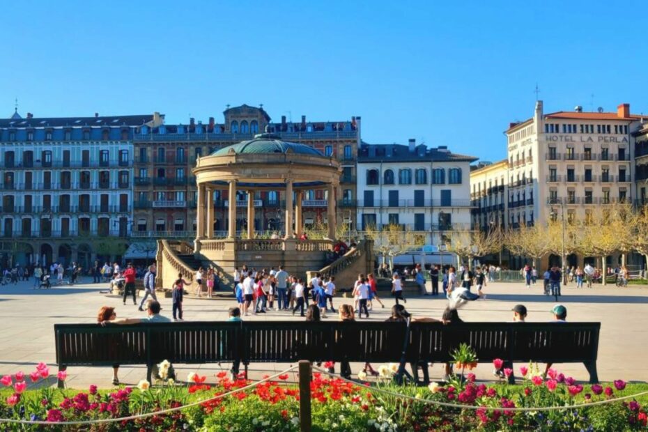 Quais são as principais universidades de Navarra, na Espanha
